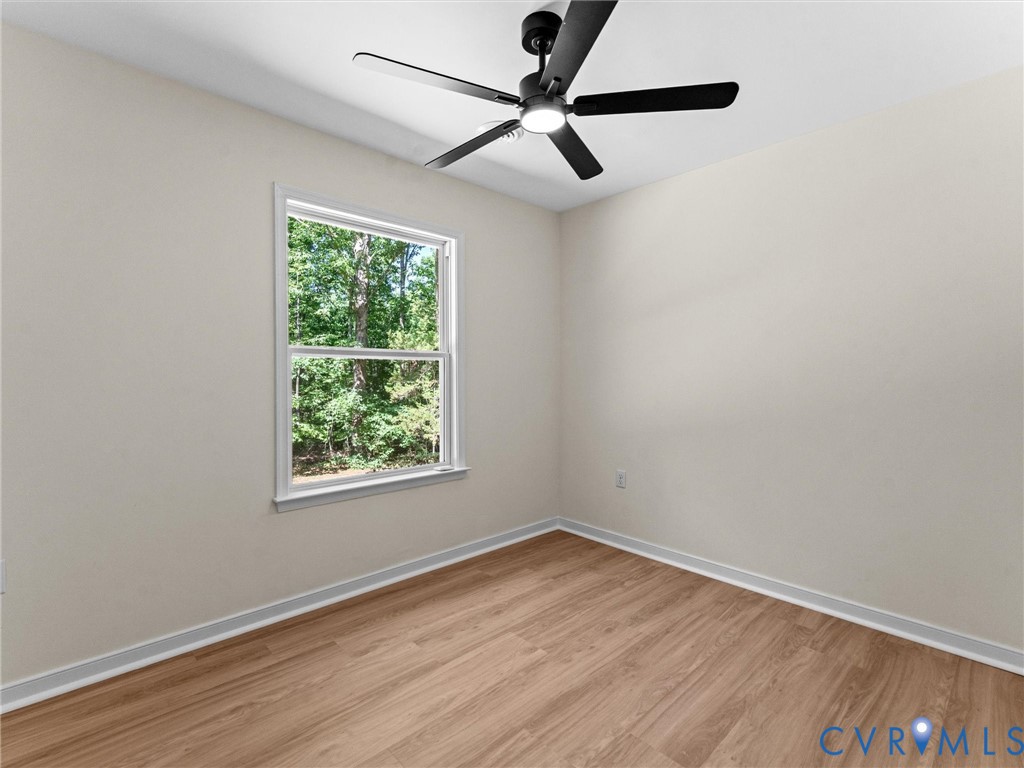 2725 Daphne Ln