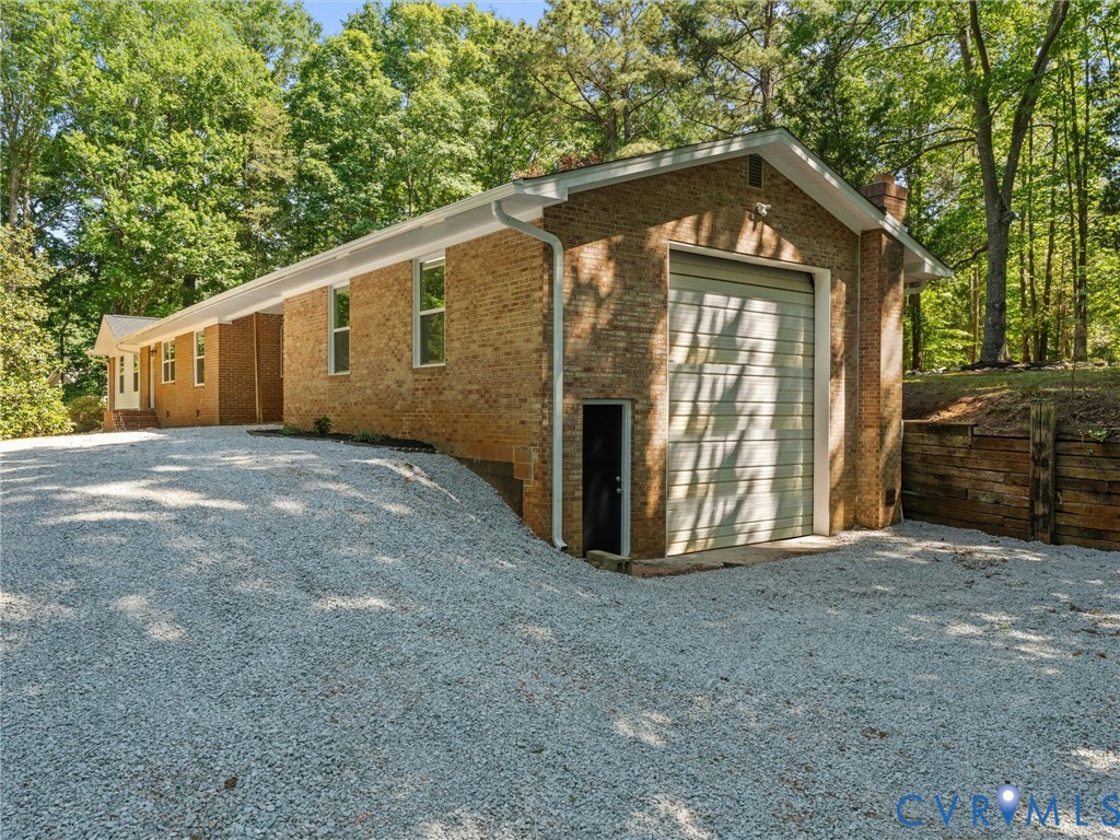 2725 Daphne Ln