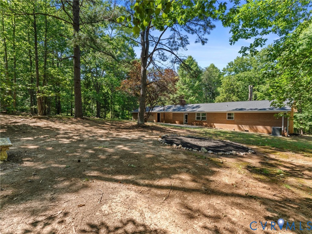 2725 Daphne Ln