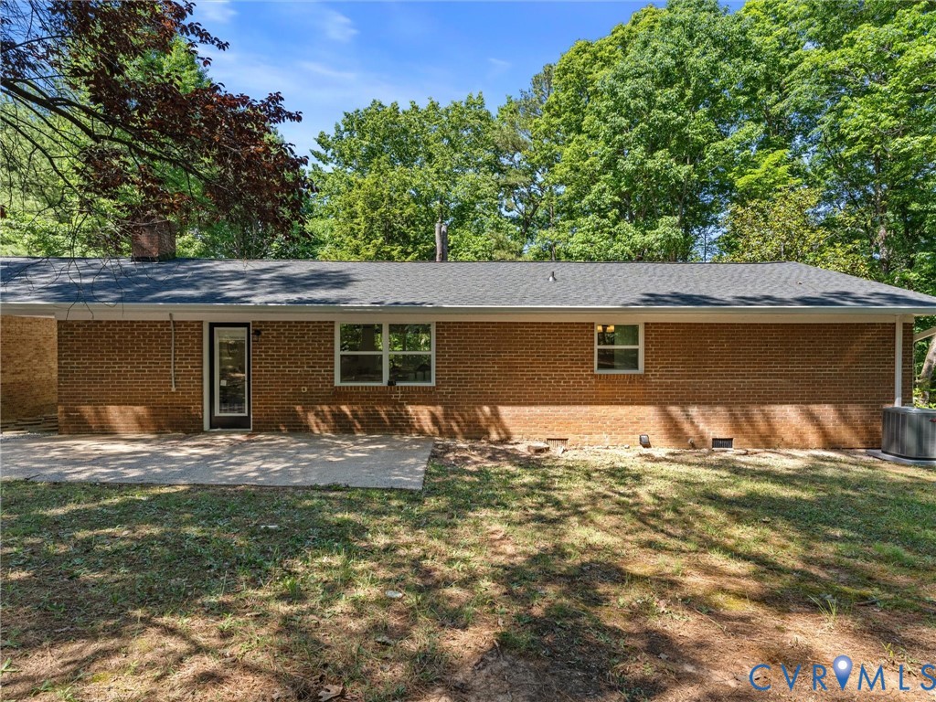 2725 Daphne Ln