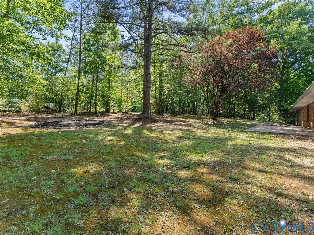 2725 Daphne Ln