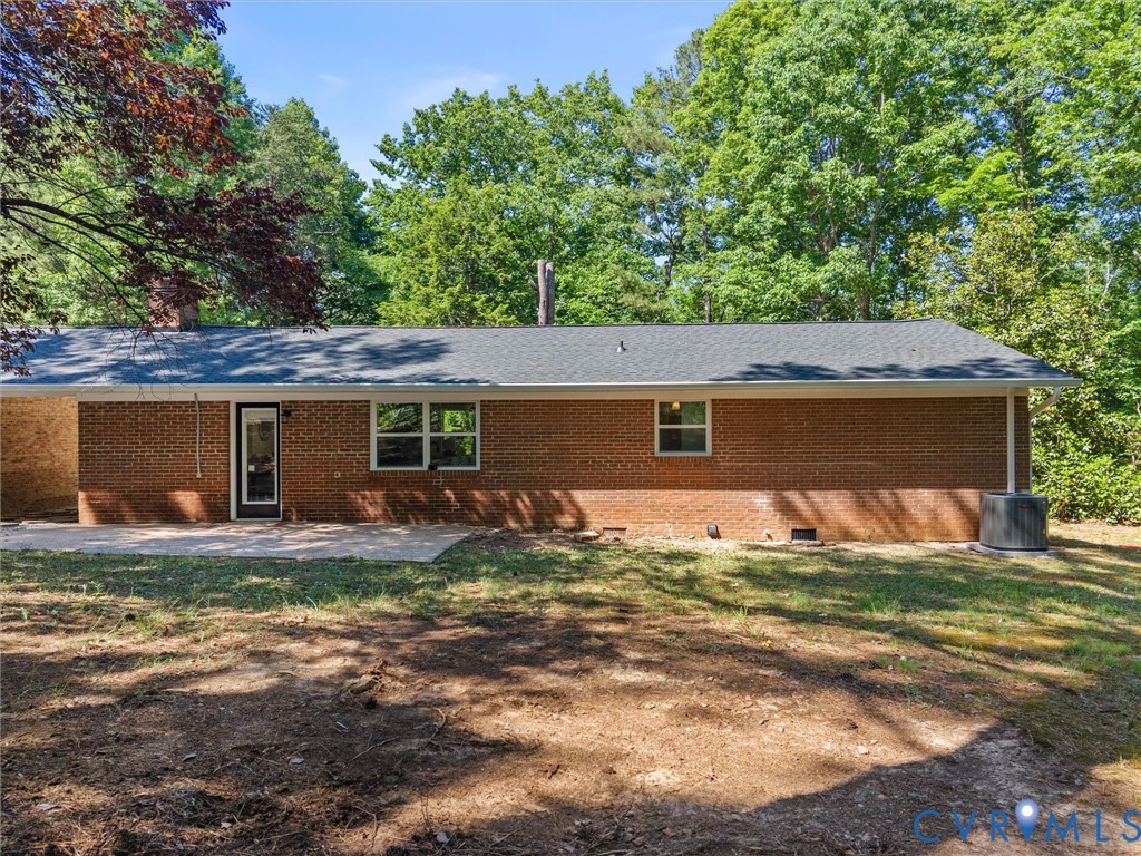 2725 Daphne Ln