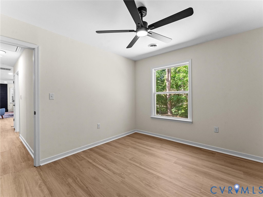 2725 Daphne Ln
