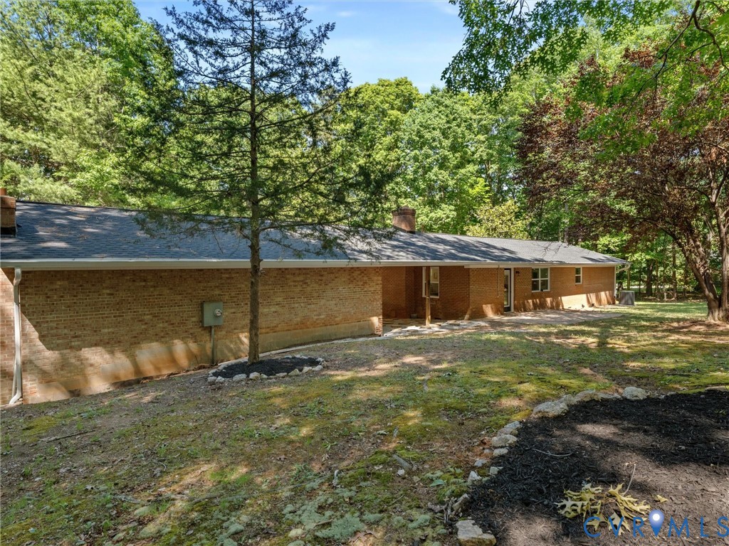 2725 Daphne Ln