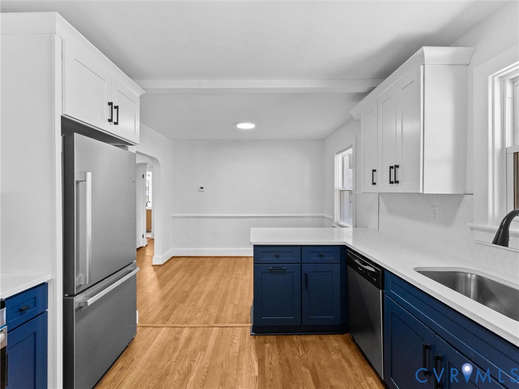312 Suffolk Ave