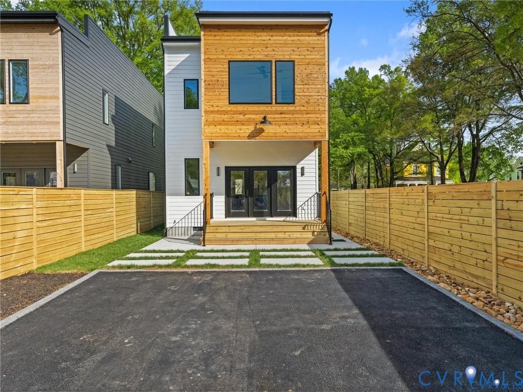 2200 3rd Ave