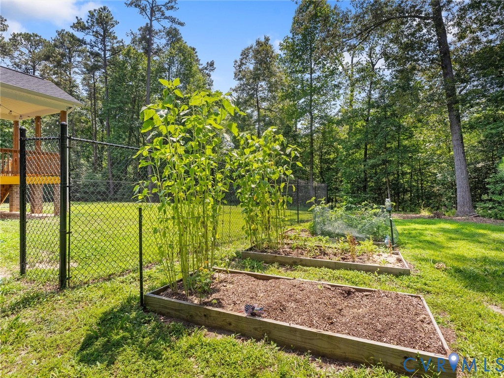 9300 Green Pastures Way