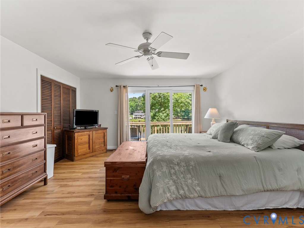 2235 Lakeview Dr