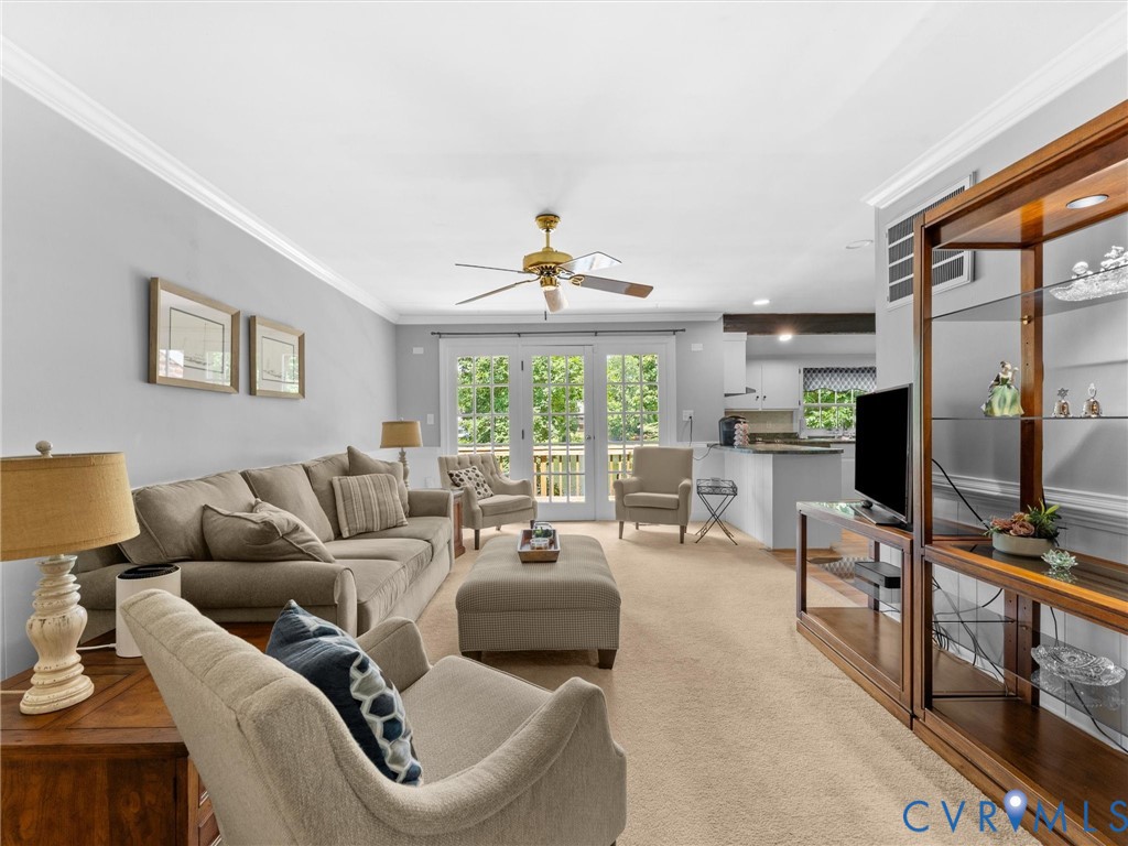 2235 Lakeview Dr