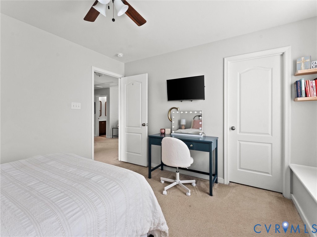 5661 Rohan Pl