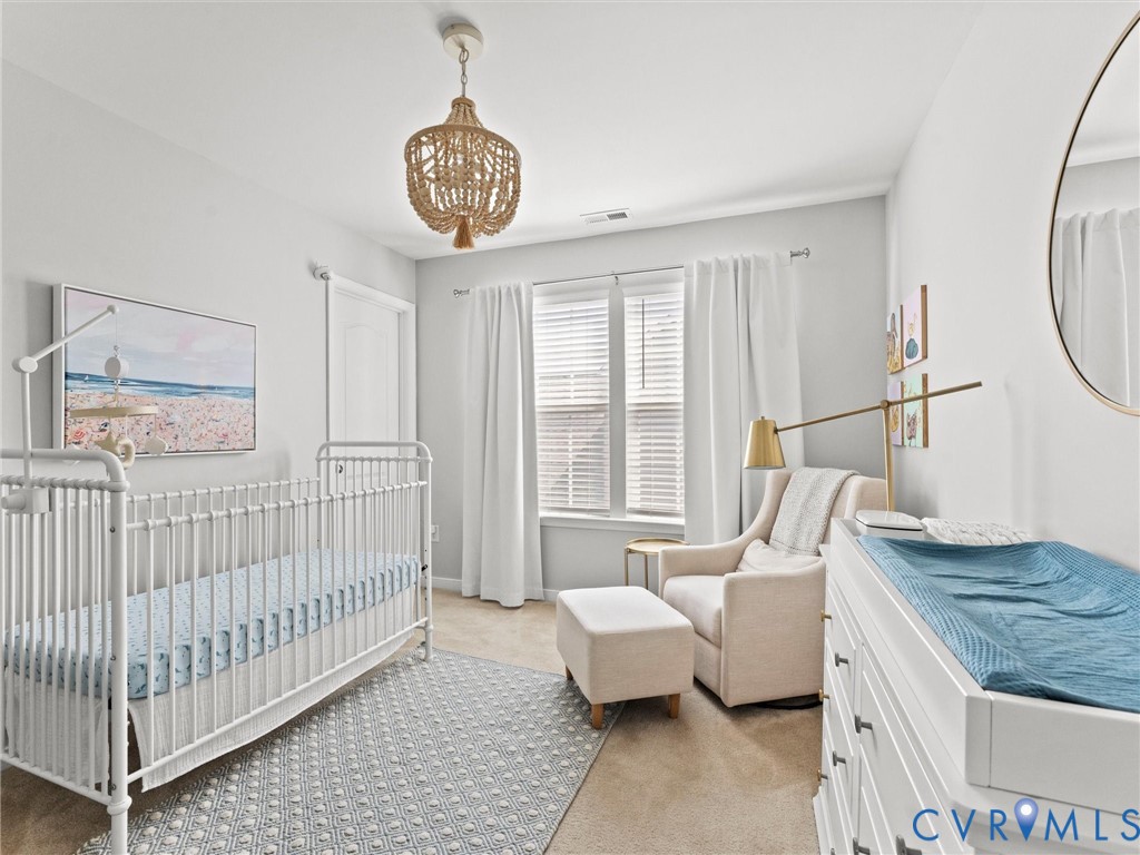 5661 Rohan Pl