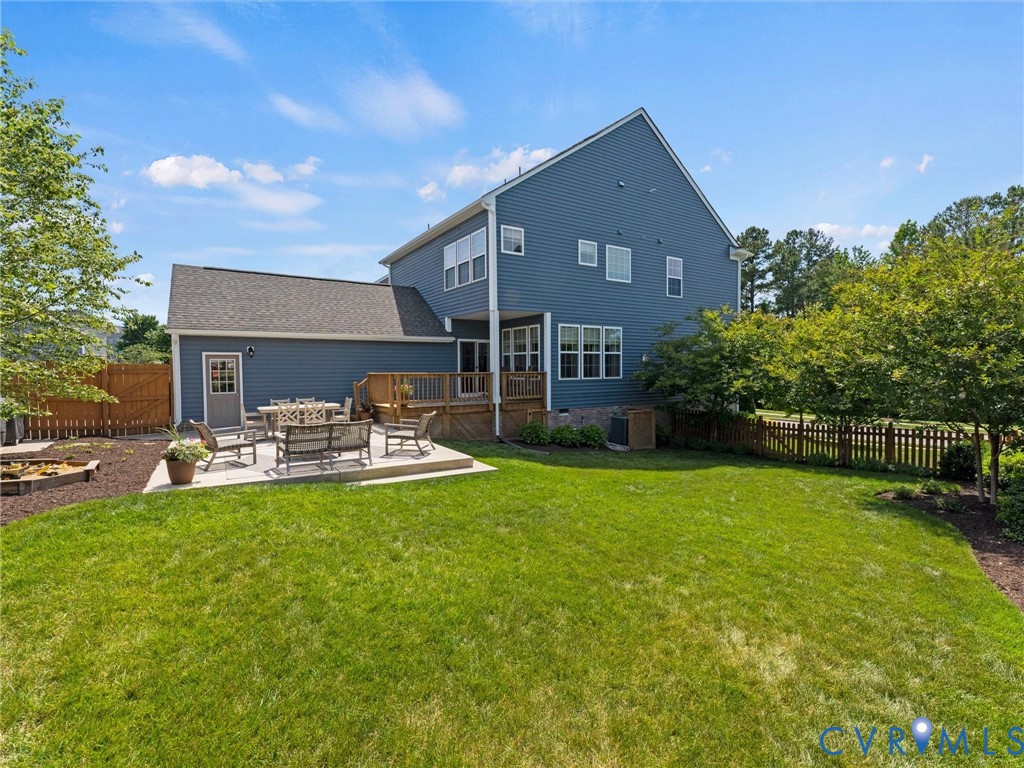 5661 Rohan Pl
