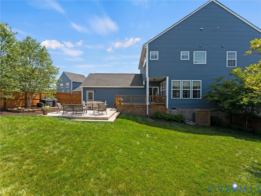 5661 Rohan Pl