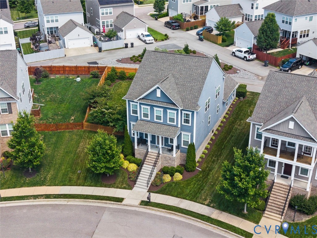 5661 Rohan Pl