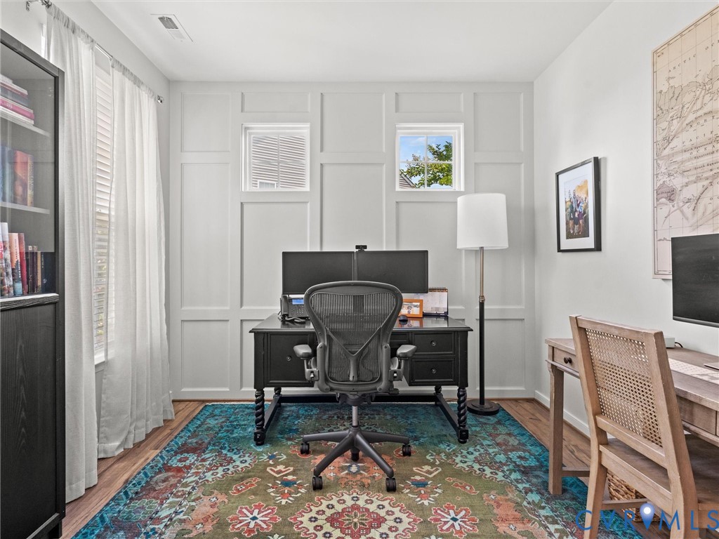 5661 Rohan Pl