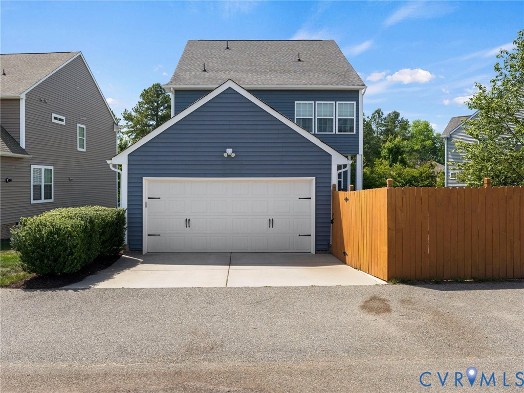 5661 Rohan Pl