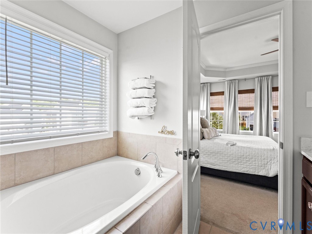 5661 Rohan Pl