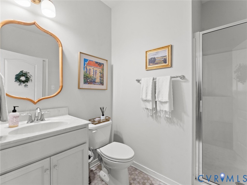 5661 Rohan Pl
