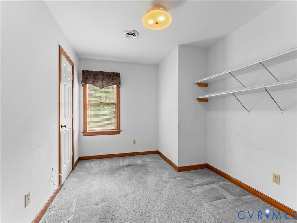 3324 Ludgate Rd