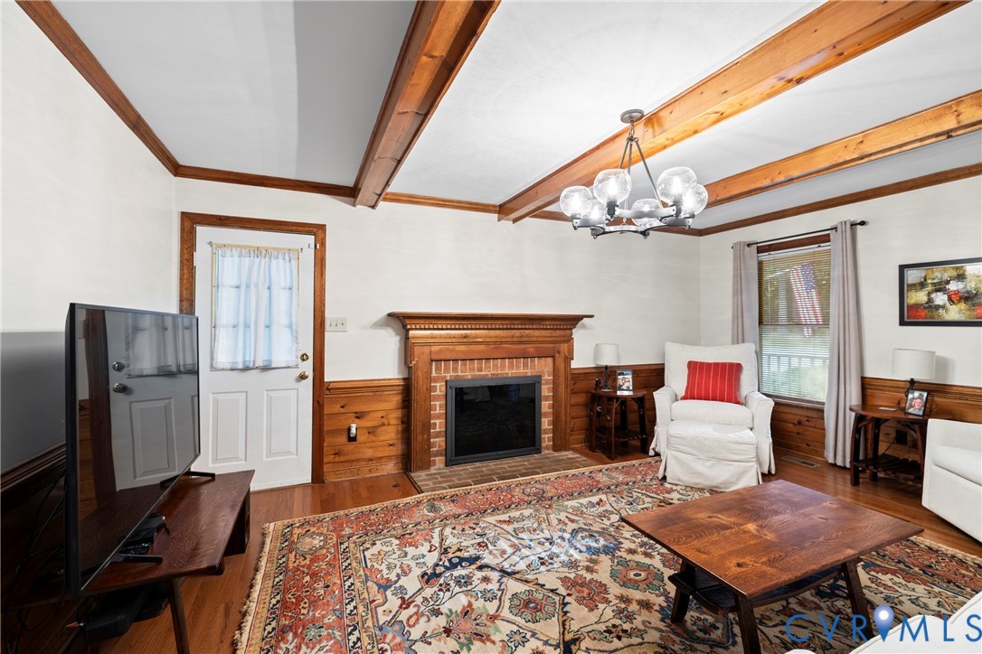 3320 John Tree Hill Rd
