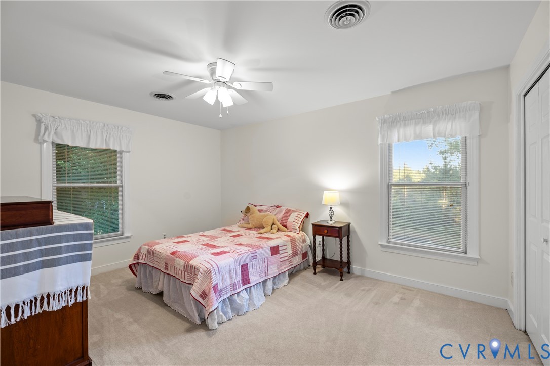 3320 John Tree Hill Rd