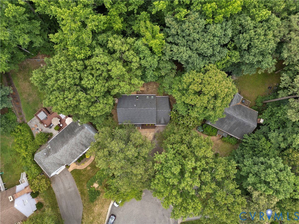 1413 Walton Bluff Ter