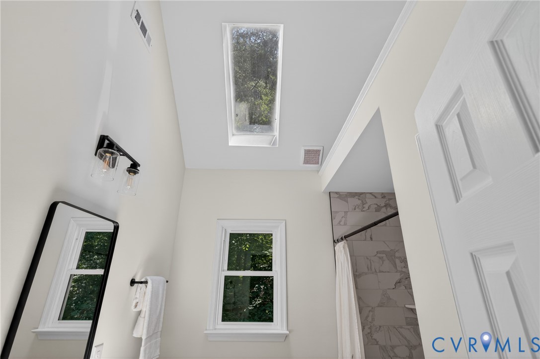 1413 Walton Bluff Ter