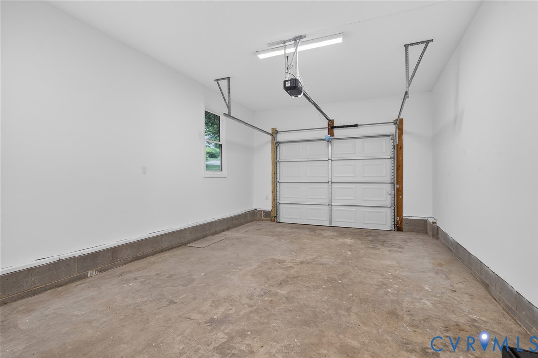 1413 Walton Bluff Ter