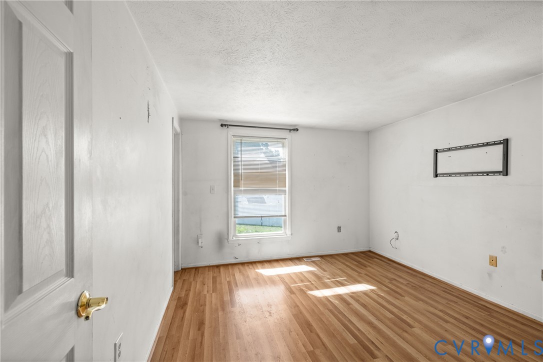 9239 Tweed Pl