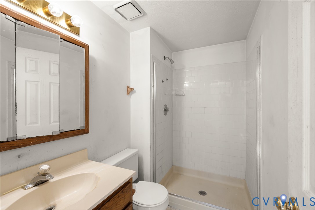 9239 Tweed Pl