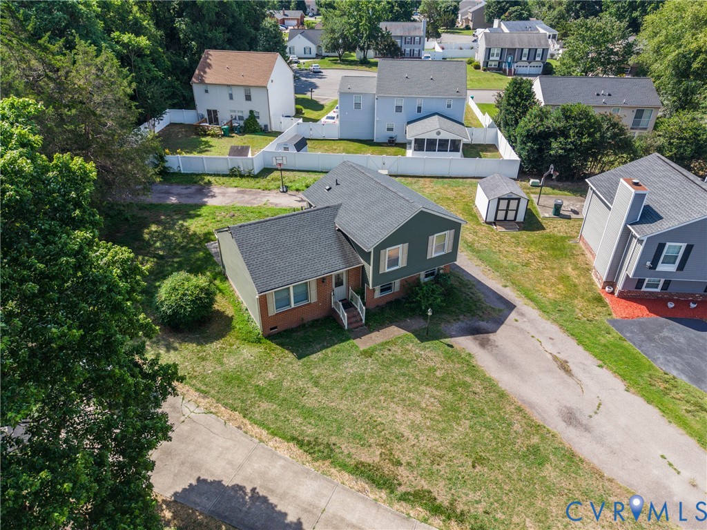 9239 Tweed Pl