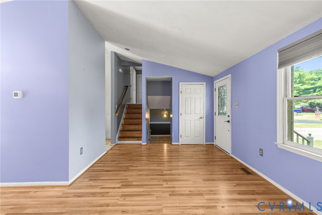 9239 Tweed Pl