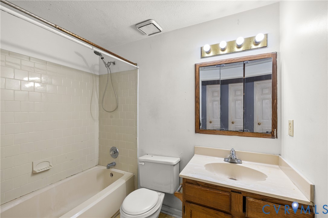 9239 Tweed Pl