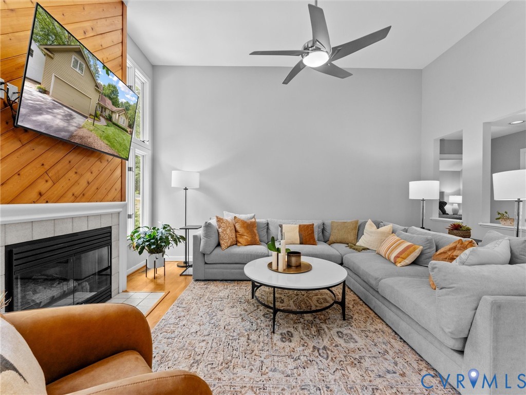 6310 Walnut Bend Ter