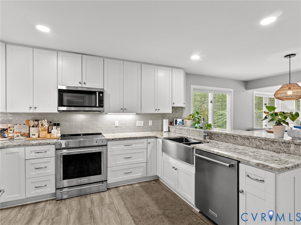 6310 Walnut Bend Ter