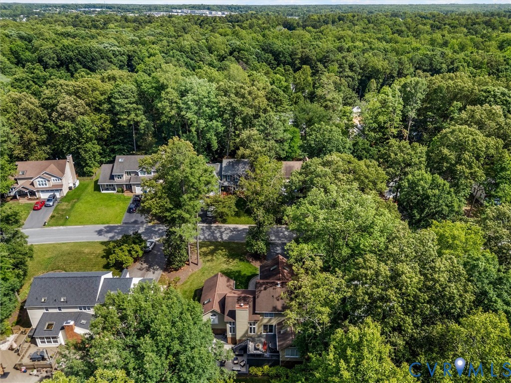 6310 Walnut Bend Ter