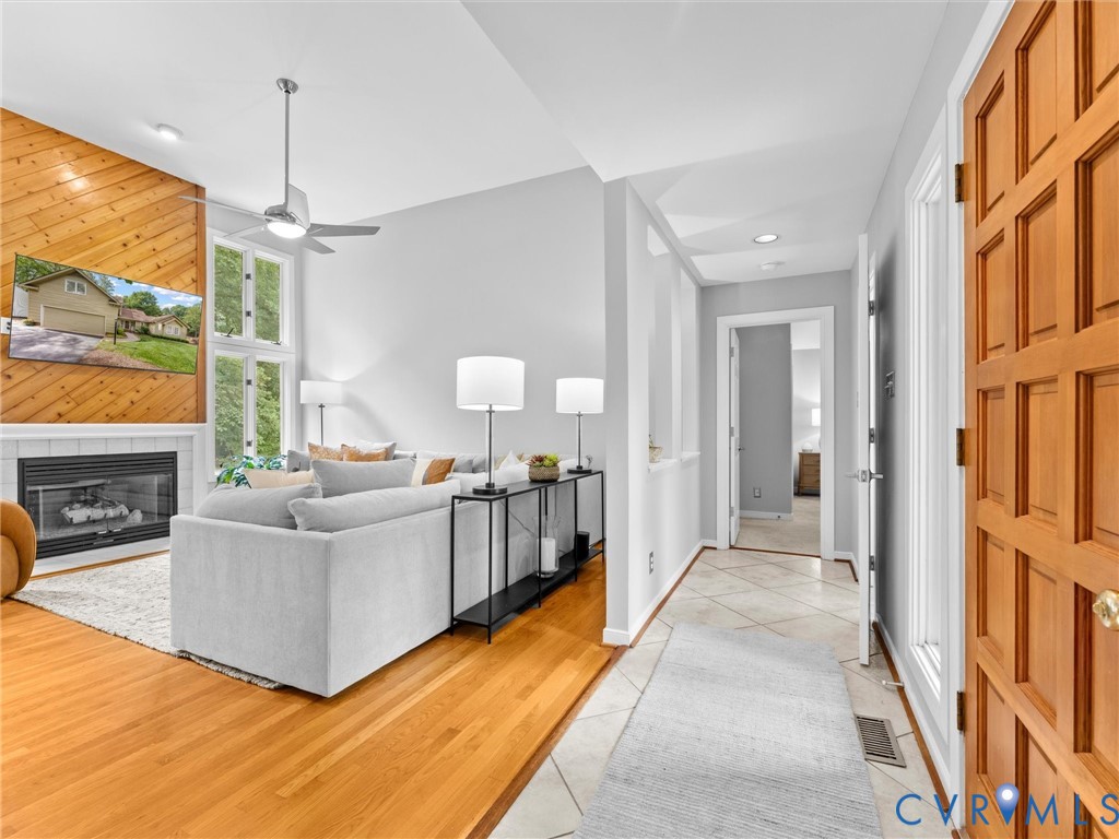 6310 Walnut Bend Ter