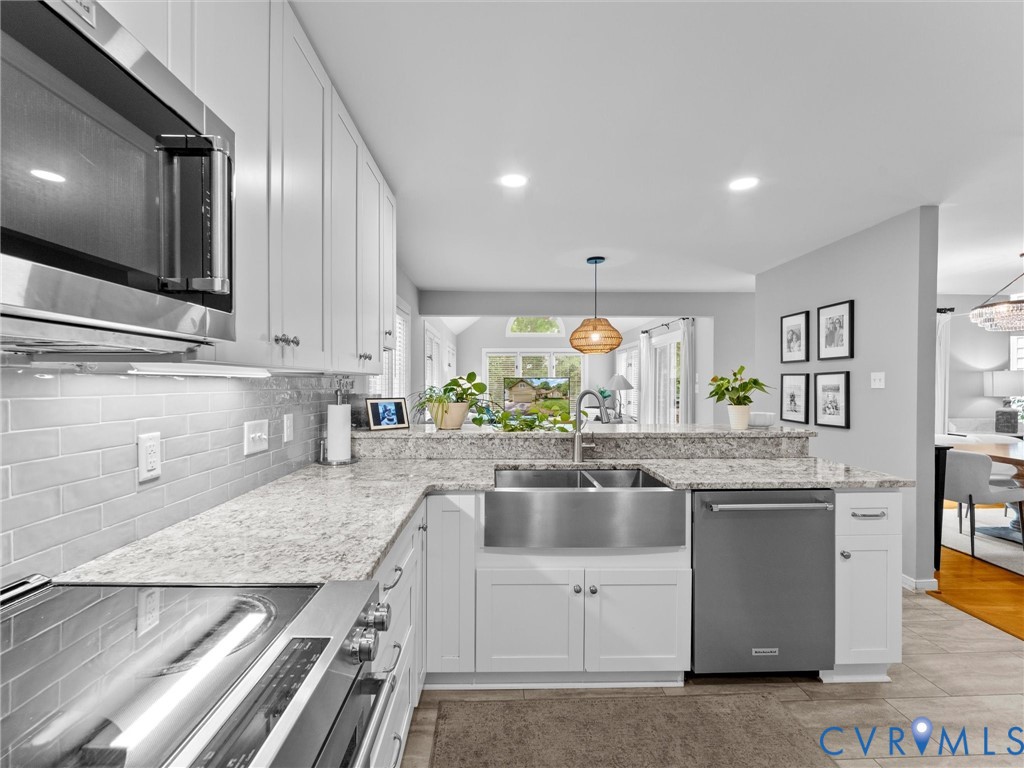 6310 Walnut Bend Ter