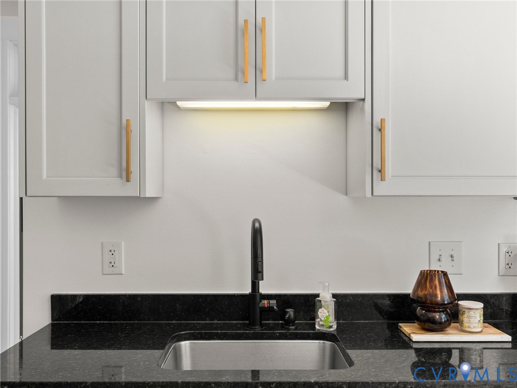 701 N Allison St Unit#U9