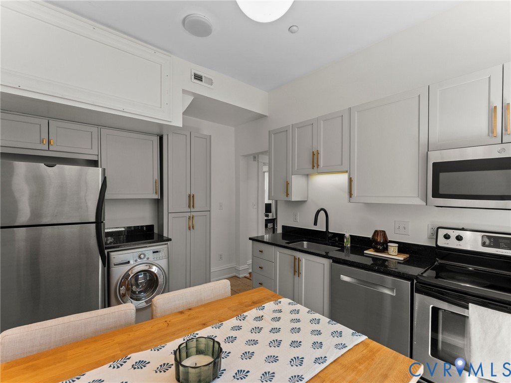 701 N Allison St Unit#U9