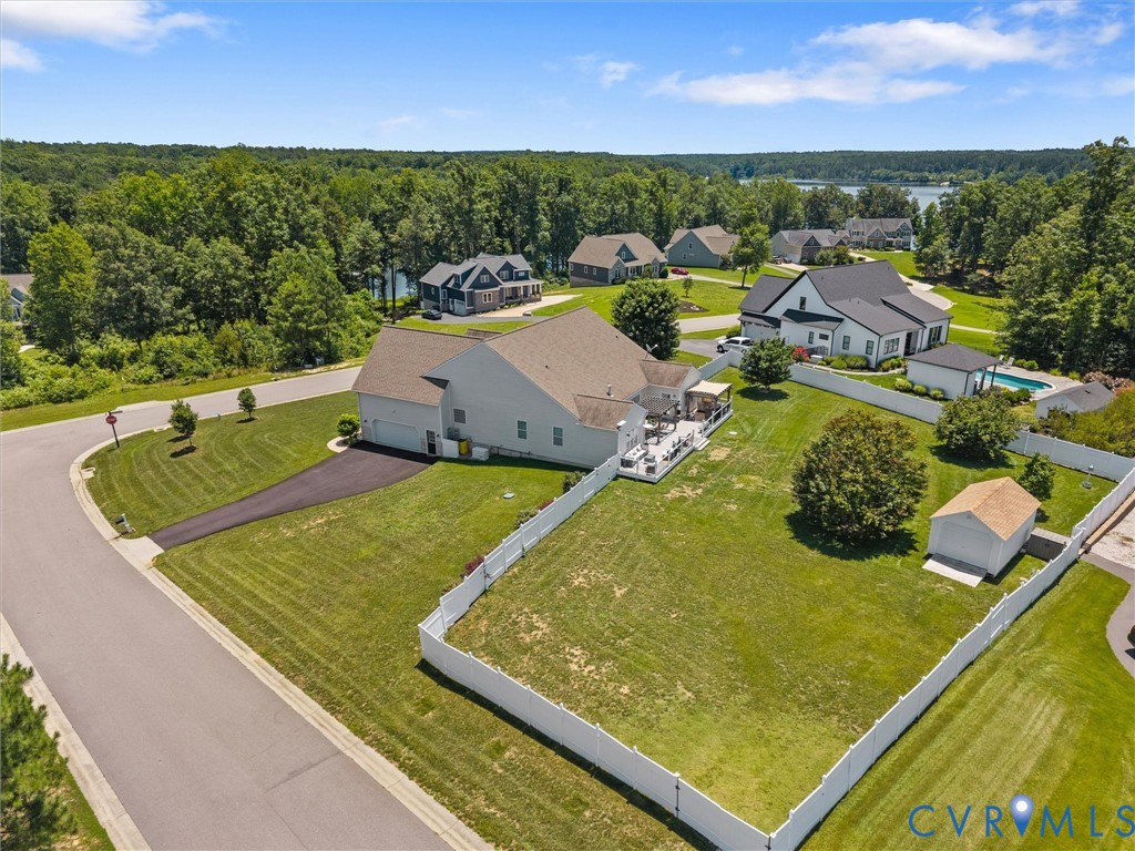 20001 Talon Point Dr