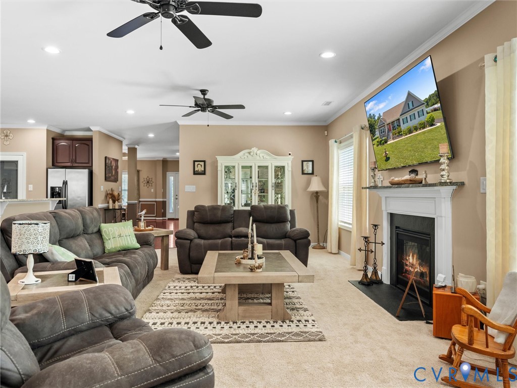 20001 Talon Point Dr