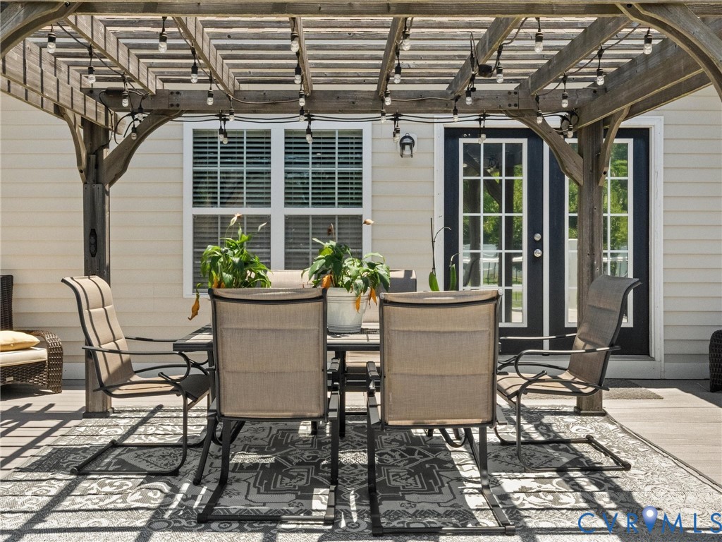 20001 Talon Point Dr