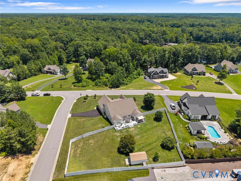 20001 Talon Point Dr