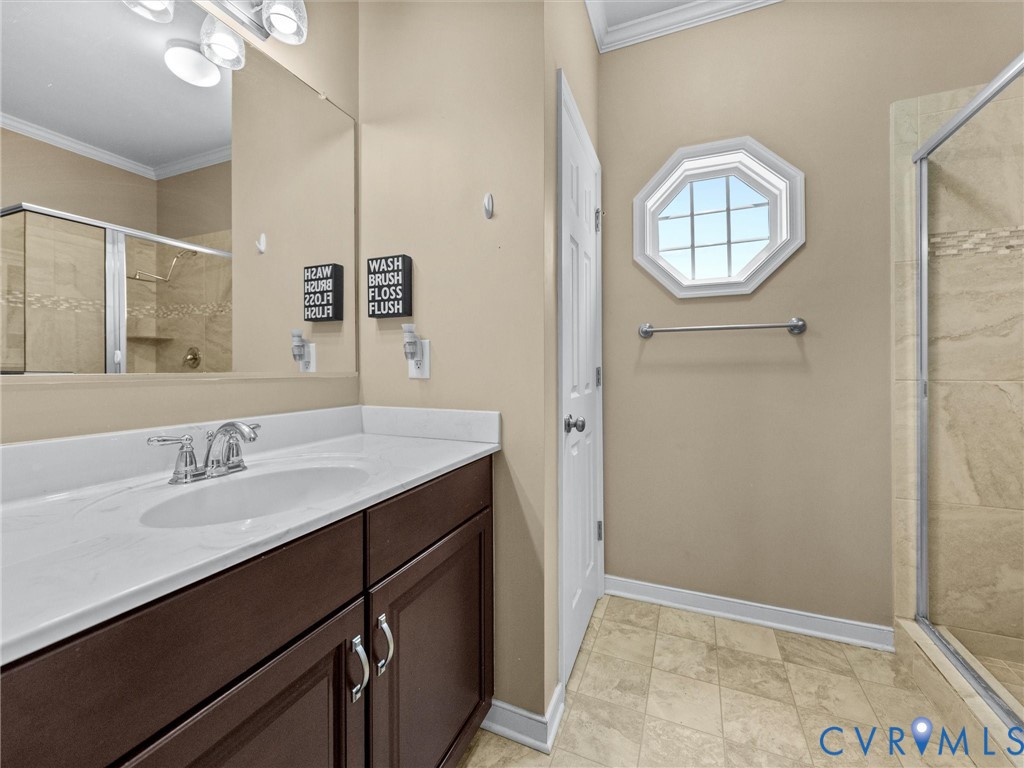 20001 Talon Point Dr