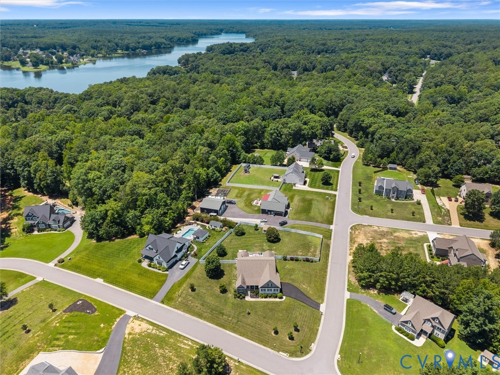 20001 Talon Point Dr