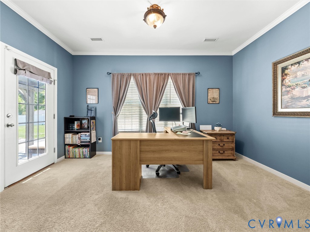 20001 Talon Point Dr