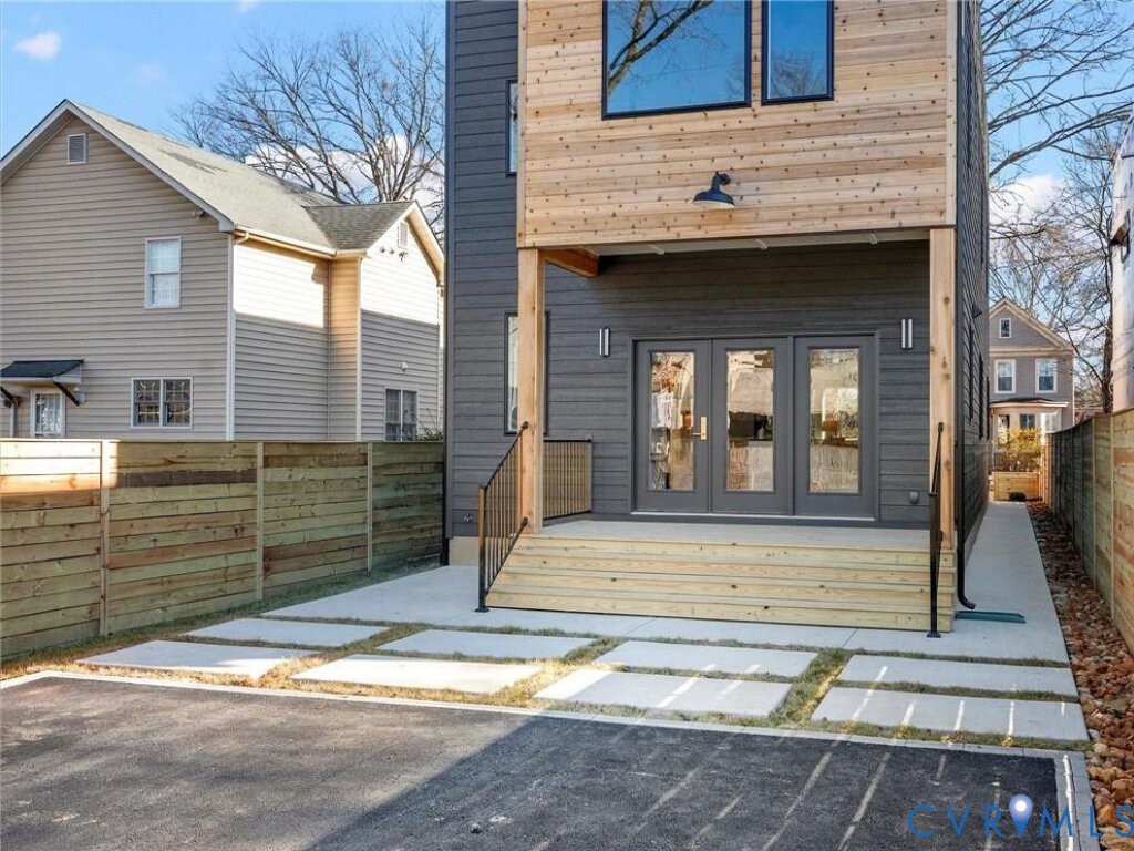 2202 3rd Ave