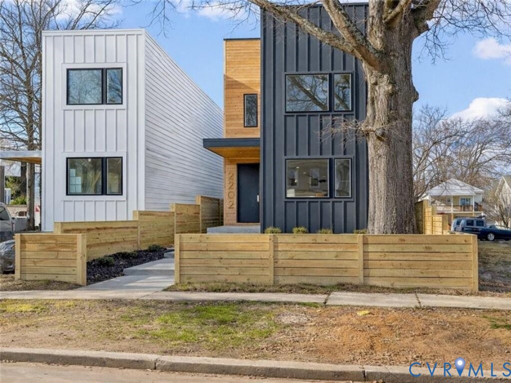 2202 3rd Ave