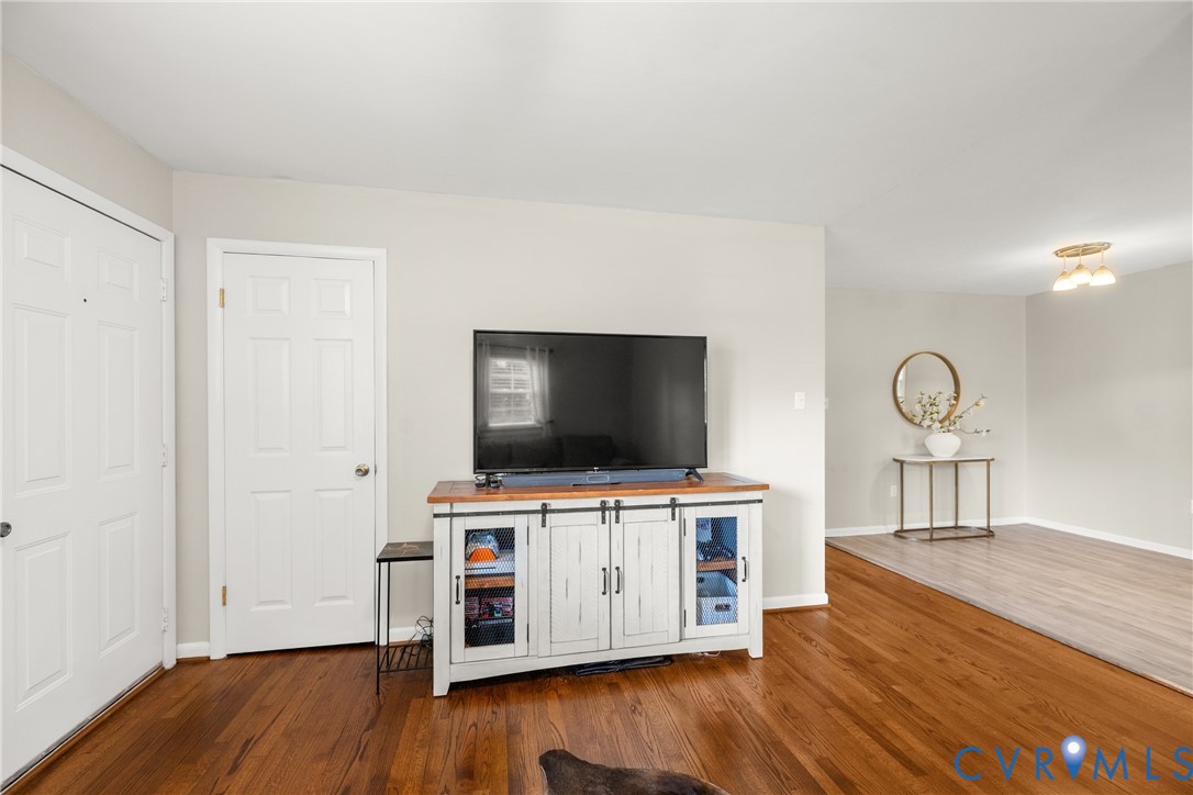 13107 Five Forks Rd
